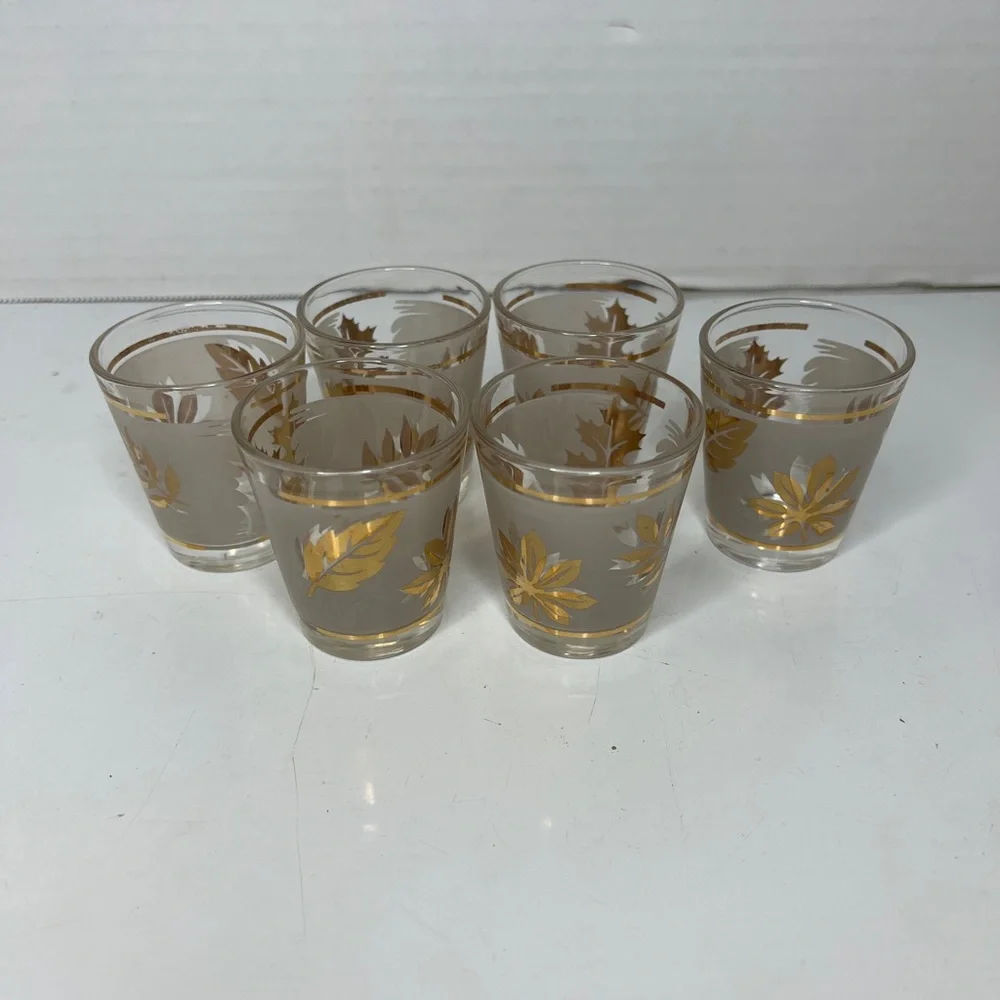 Vintage 15 Pc MCM Gold Wheat Foliage Etched Leaf Bar Set